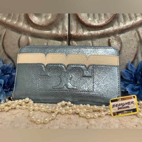 Tory Burch Handbags - TORY BURCH Blue and White Metallic Scallop Zip Around Wallet
